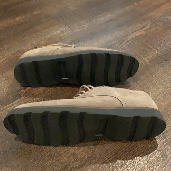 G.H. Bass & Co. men’s suede shoes in brown, size 10.5 - Picture 6 of 8